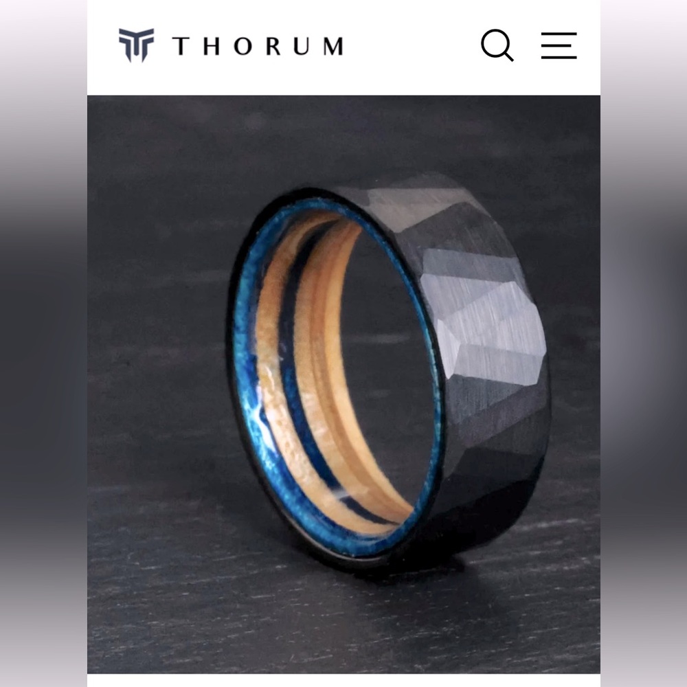 Thorum Kickflip Men’s Ring 10.5 - Hammered Black Tungsten